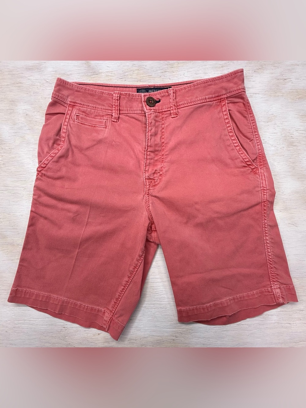 American Eagle Outfitters Men’s 31 in waist Coral Chino Shorts